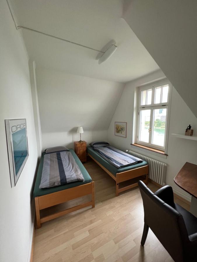 Charmante Altbauwohnung Am Rhein Basilea Exterior foto
