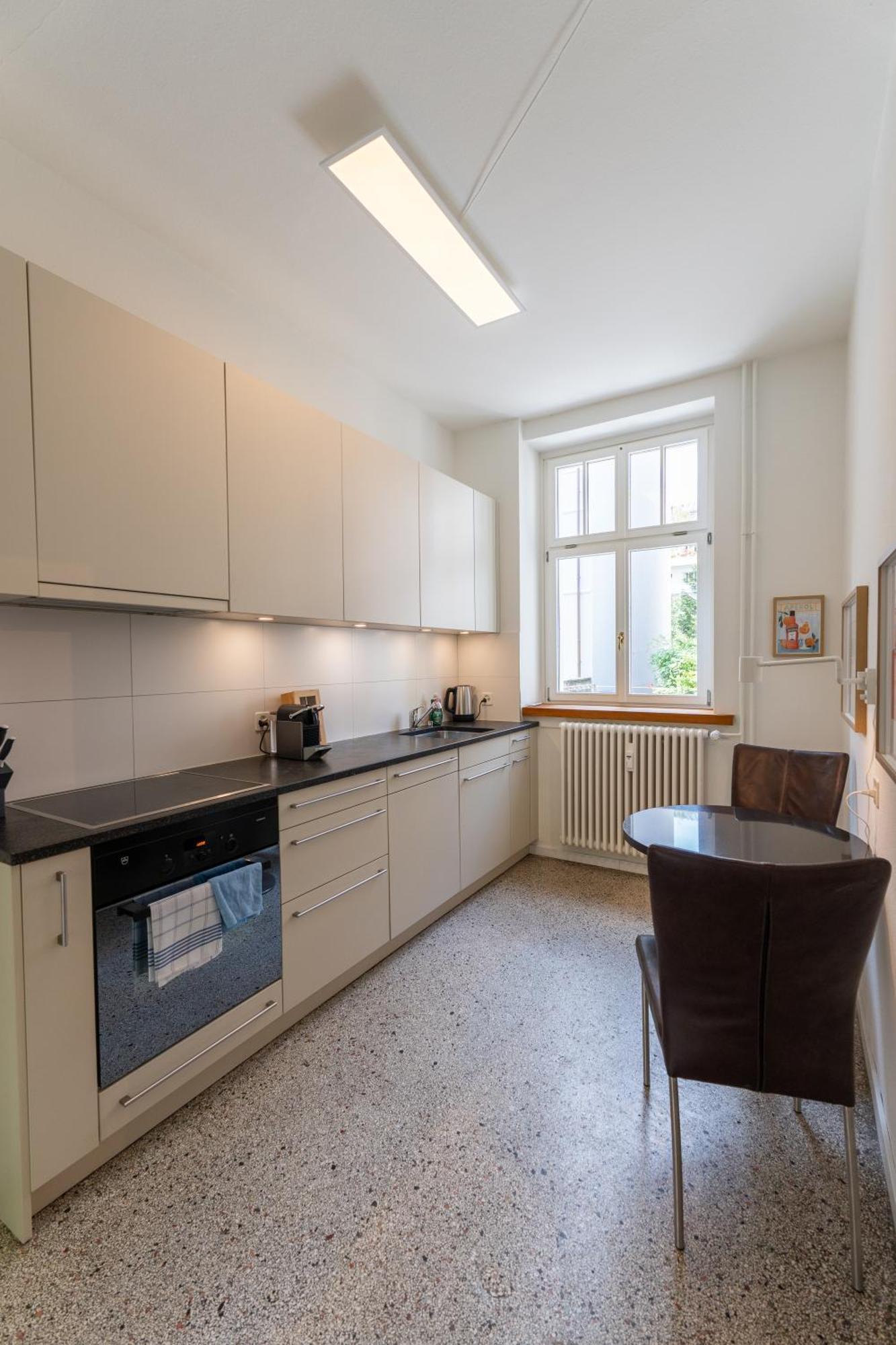 Charmante Altbauwohnung Am Rhein Basilea Exterior foto