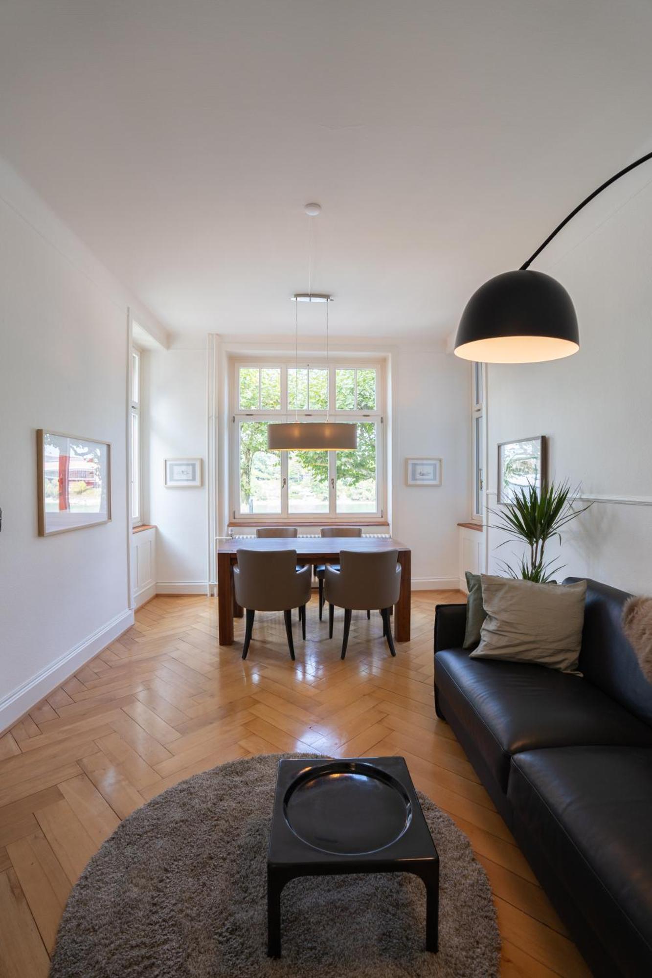 Charmante Altbauwohnung Am Rhein Basilea Exterior foto